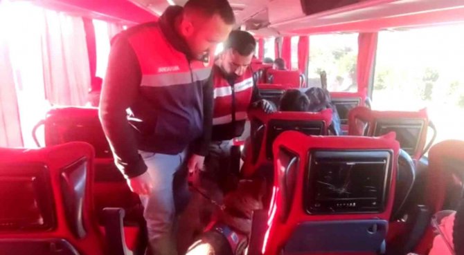 Yolcu Otobüsünde Uyuşturucuyla Yakalanan Zanlı Tutuklandı