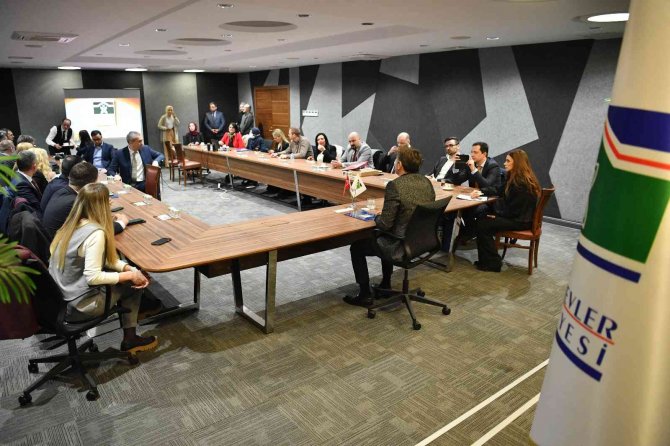Bahçelievler’deki Hizmetler Uluslararası Siyasetçilerin Dikkatini Çekti