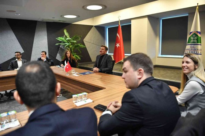 Bahçelievler’deki Hizmetler Uluslararası Siyasetçilerin Dikkatini Çekti