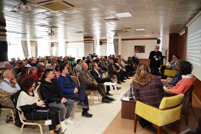 Ayvalık Vizyonu Çalıştay’ında Doğal Ve Kültürel Miraslar Ele Alındı