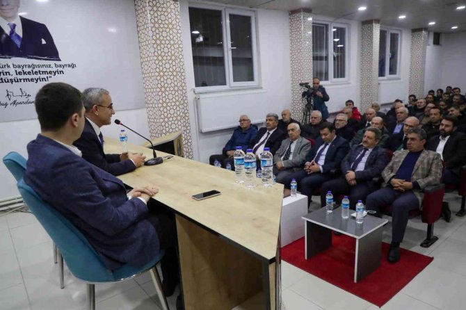 Başkan Alim Işık, ’2023 Lider Ülke Türkiye Vizyonu Gençler İle Söyleşi’ Programına Konuk Oldu