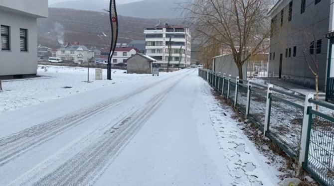 Karlıova, Bir Hafta Sonra Yeniden Beyaza Büründü