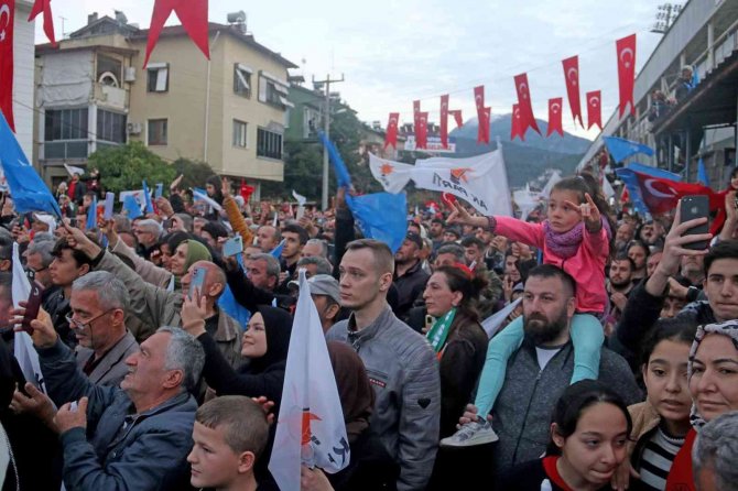Cumhurbaşkanı Erdoğan: “Kızılelma, Füzelerimiz Yunanlıları Ürkütmeye Başladı”