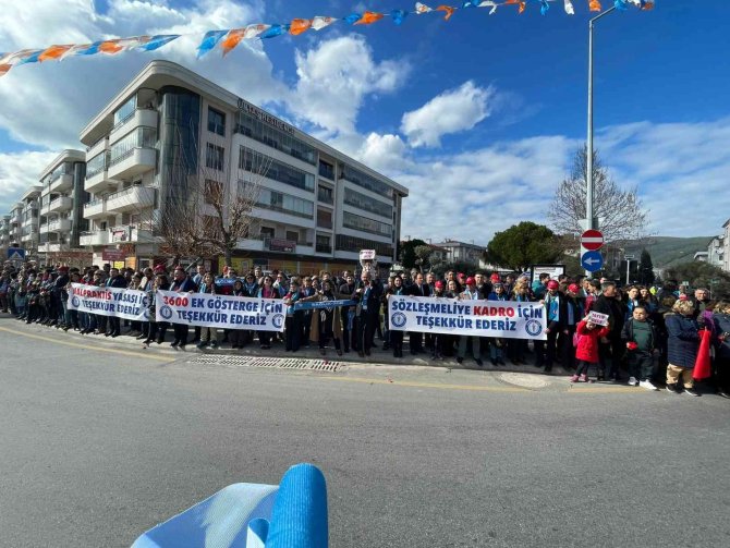 Kamu Personellerinden Cumhurbaşkanı Erdoğan’a Teşekkür