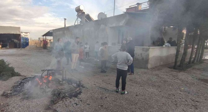 Denizli’de Tek Katlı Evde Çıkan Sebepsiz Yangınlar Ailenin Kabusu Oldu