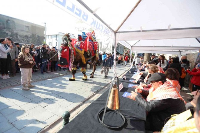 41. Uluslararası Efes Selçuk Deve Güreşleri Festivali Başladı