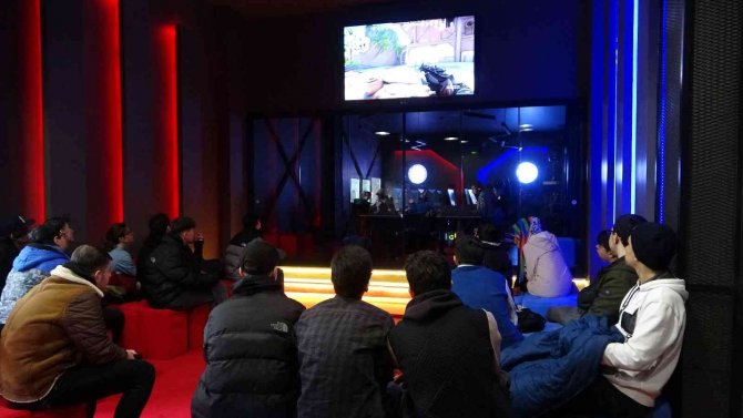 E-spor Merkezi’nde Heyecan Dolu Turnuva Sona Erdi