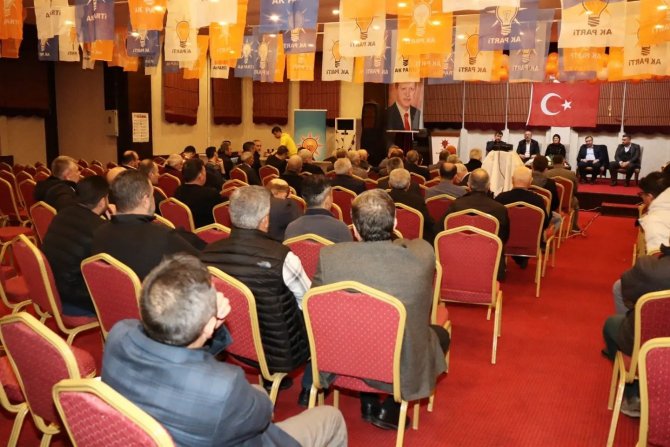 Emet’te Ak Parti Mahalle Teşkilat Kampı