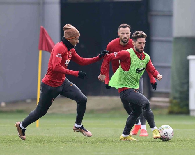 Galatasaray, Alanyaspor Maçı Hazırlıklarına Ara Vermeden Başladı