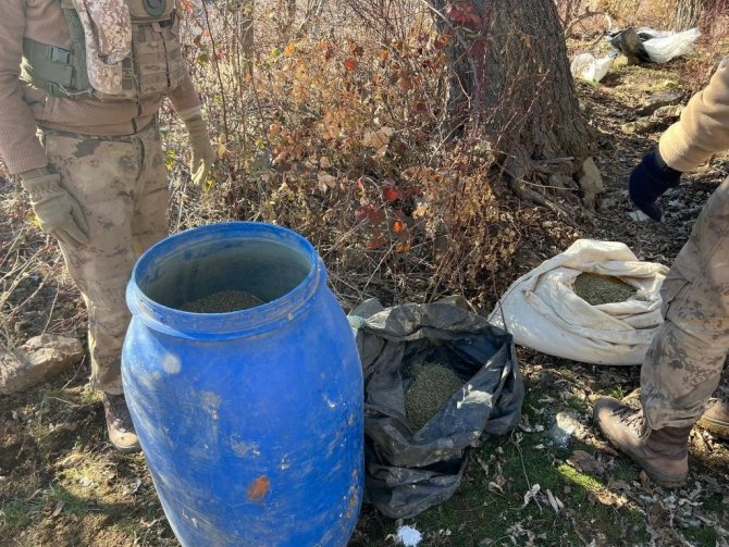 İ̇çişleri Bakanlığınca "Eren Abluka Sonbahar-kış-21 Şehit Jandarma Uzman Çavuş Mehmet Çelik Operasyonu" Başlatıldı