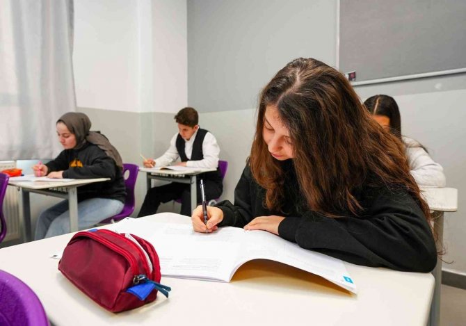 İ̇l Geneli Ortak Deneme Sınavı Yapıldı