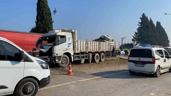 Torbalıda Feci Kaza: 2 Ağır Yaralı