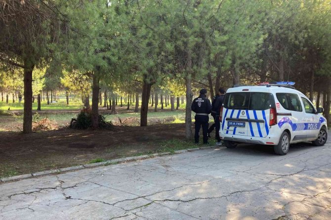 İ̇zmir’de Bir Genç Ormanlık Alanda Ölü Bulundu