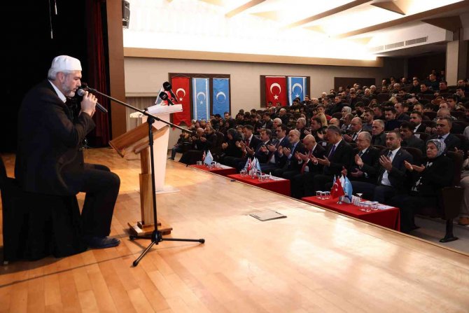 Türkmen Şehitleri Keçiörende Anıldı