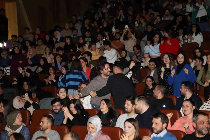 Mahşer-i Cümbüş Ve Sakiler Grubunun Gösterileri Unutulmaz Anlar Yaşattı