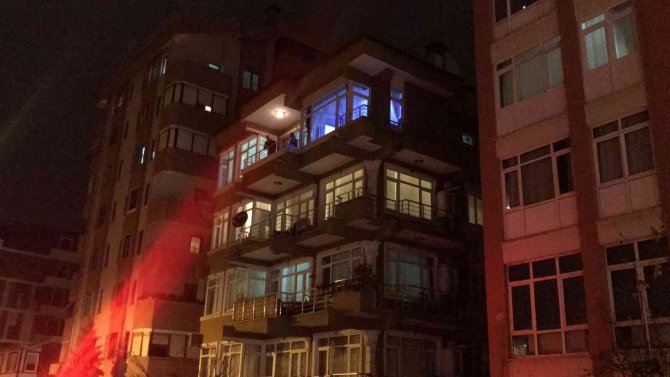 Evde Silahını Temizlerken Kendini Vurdu