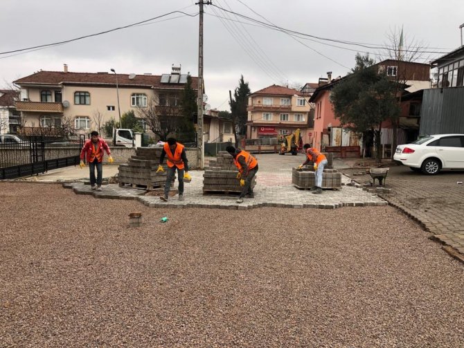 Başiskele’ye Yeni Parke Yollar Kazandırılıyor