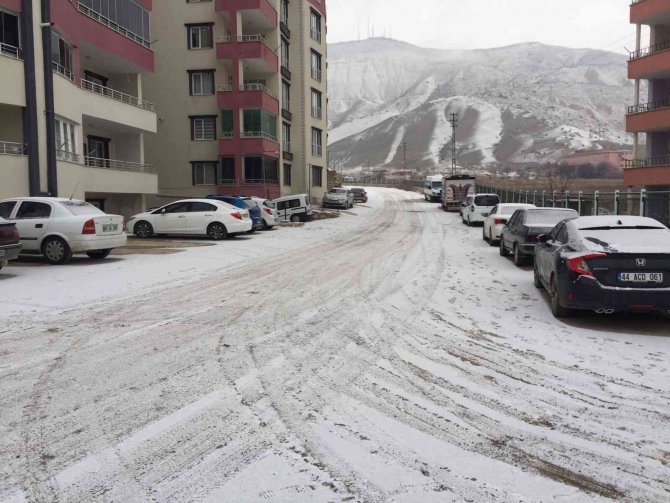 Darende’de Kar Sevinci