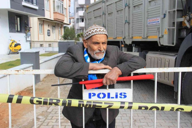 Hüseyin Dede, 87 Yıllık Ömrünün En Heyecanlı Gününü Yaşadı