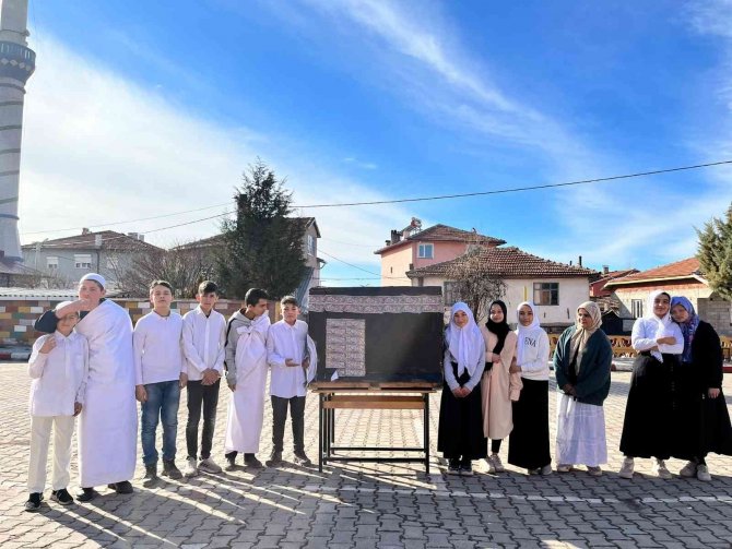 Ortaokul Öğrencilerine Uygulamalı Ders