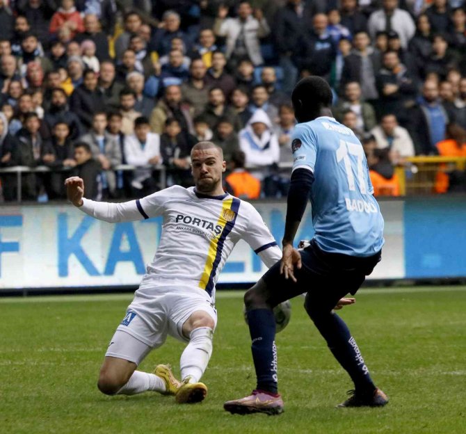 Spor Toto Süper Lig: Adana Demirspor: 3 - Mke Ankaragücü: 1 (Maç Sonucu)