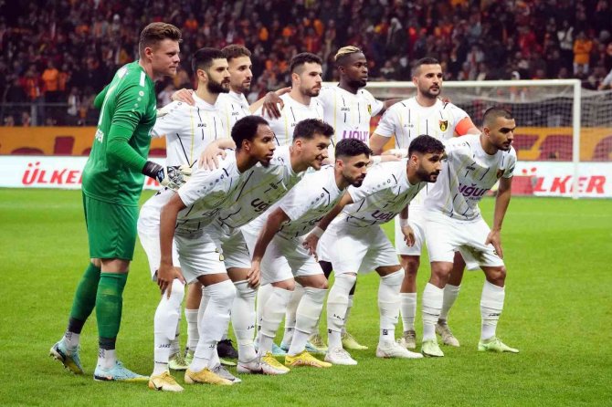 Ümraniyespor İle İ̇stanbulspor, Süper Lig’de İlk Randevuda