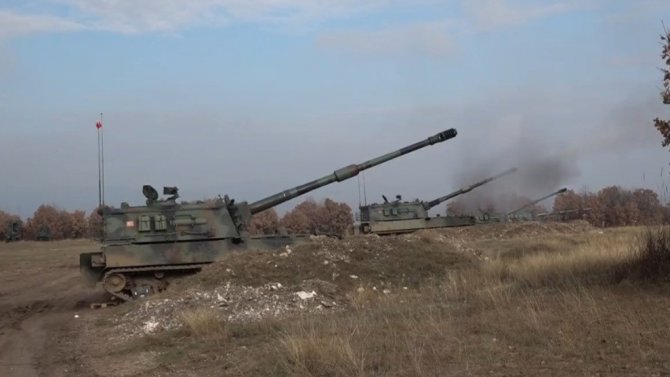 Ağır Silahlarla Tatbikat Nefes Kesti