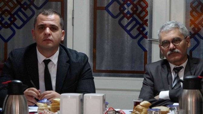 İ̇zmit Kaymakamlığından İhtiyaç Sahiplerine 91 Milyon Tl Yardım