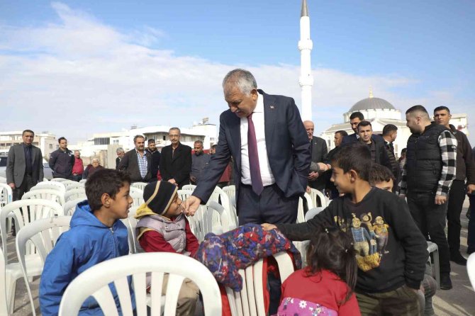 Karalar: "Geliri, Hizmeti Ve Sosyal Yardımları Çoğaltmaya Kararlıyız"