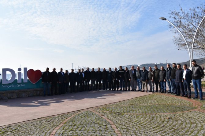 Eleştirilerin Hedefi Olan Dev Yatırıma Dernekler Sahip Çıktı