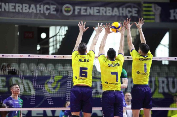 Axa Sigorta Efeler Ligi: Fenerbahçe Hdı Sigorta: 3 - Bursa Büyükşehir Belediye Spor: 1