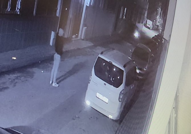 Bursa’da Eve Silahlı Saldırı