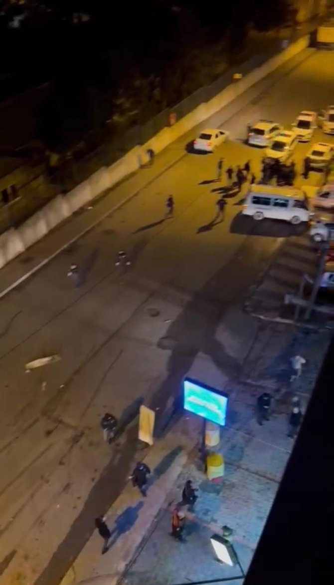 Çekmeköy’de Yol Verme Kavgasında Ortalık Savaş Alanına Döndü