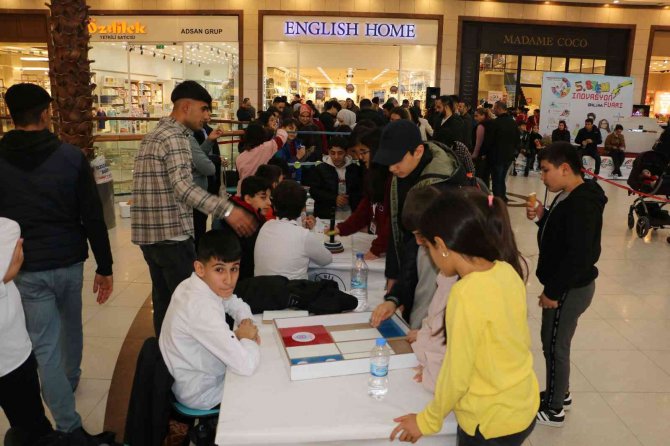 Ceylan Karavil Park Avm’de Bilim Fuarı