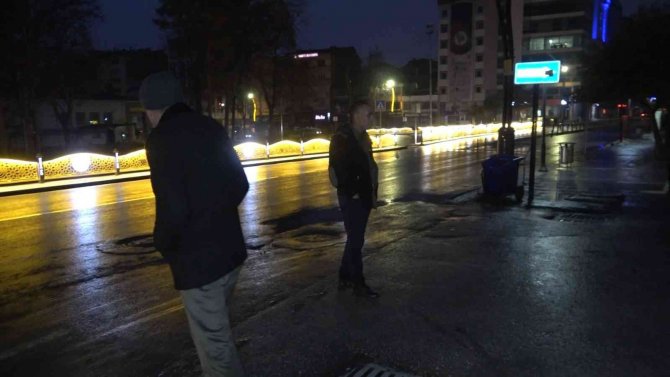 Depremi Yaşayan Elazığlılar, Yaşadıkları Korkuyu Anlattı