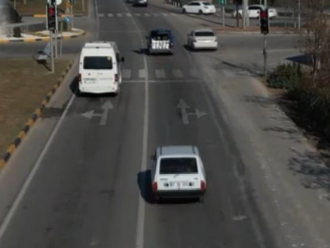 Gaziantep’te Kırmızı Işık İhlali Yapan 9 Araca Ceza