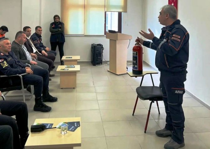 Germencik’te Muhtarlara Afet Destek Eğitimi