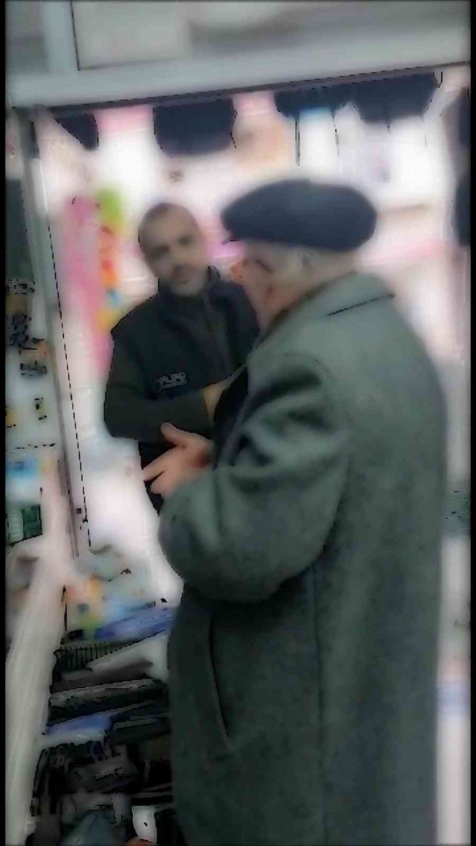 Çaldığı Matkabı Paltosuna Sakladı, İş Yeri Sahibi Kapıda Böyle Durdurdu