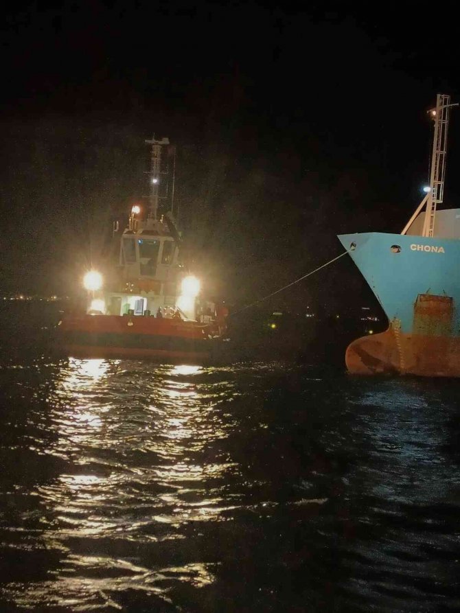 Çanakkale Boğazı’nda Kargo Gemisi Makine Arızası Yaptı