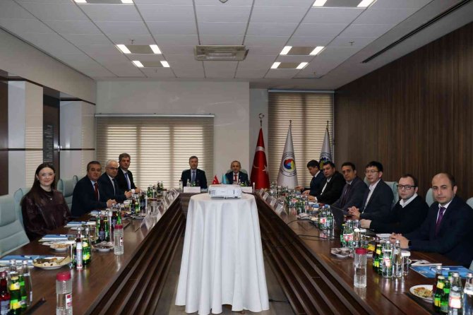 Manisa İle Kazakistan Arasındaki Ticari İlişkiler Gelişecek