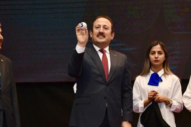 Toki̇ Kura Çekimi Vali Pehlivan’ın Katılımıyla Başladı