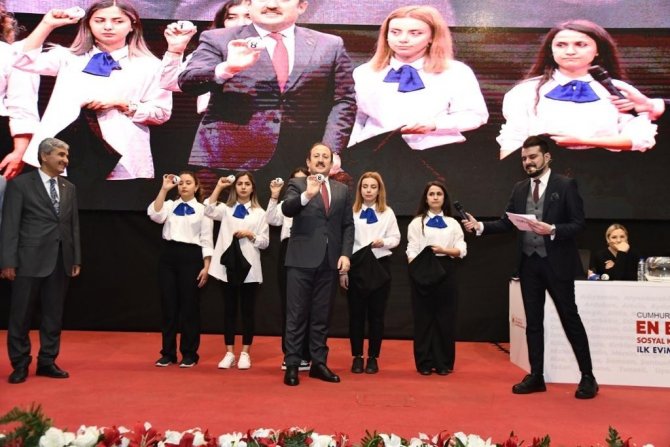 Toki̇ Kura Çekimi Vali Pehlivan’ın Katılımıyla Başladı