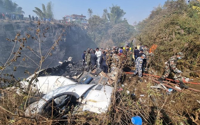 Nepal’de Düşen Yolcu Uçağında 29 Kişi Hayatını Kaybetti