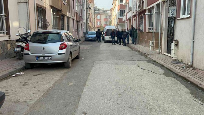 Rastgele Açılan Ateş Sonucu Mermiler Eve İsabet Etti