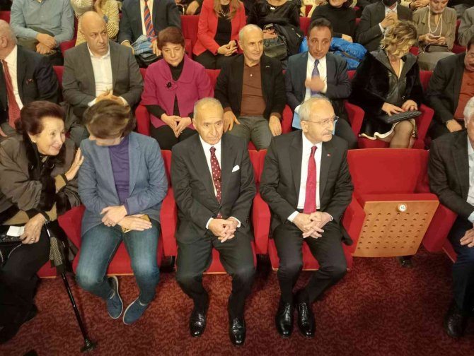 Kılıçdaroğlu, Müjdat Gezen’in ’70. Sanat Yılı’ Programına Katıldı