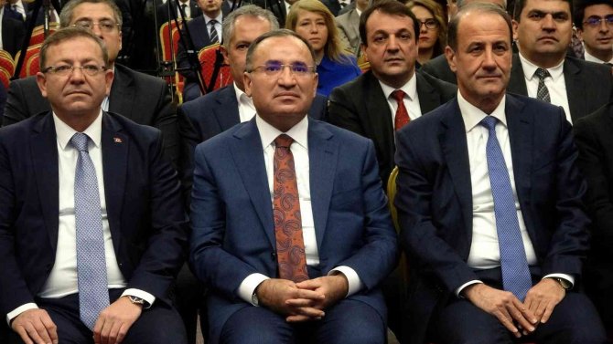 Adalet Bakanı Bozdağ: "Çat Kapı İcra Dönemi Kapanıyor"