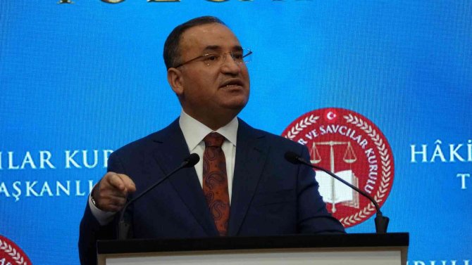 Adalet Bakanı Bozdağ: "Çat Kapı İcra Dönemi Kapanıyor"