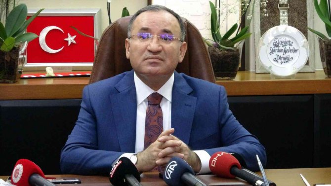 Bakan Bozdağ, “Sözlerini Yerine Getirmezlerse Nato’ya Giriş Vizesini Türkiye’den Alamazlar”