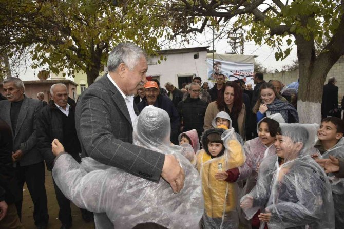 Başkan Karalar, Karataş’ın Köylerinde Halkla Buluştu
