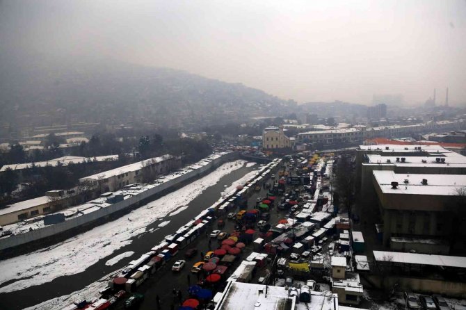Afganistan’da Soğuktan En Az 26 Kişi Öldü